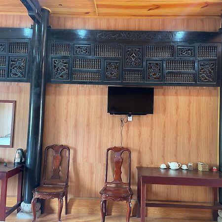 Hotel Khach San Huong Xua à Hà Tiên Extérieur photo