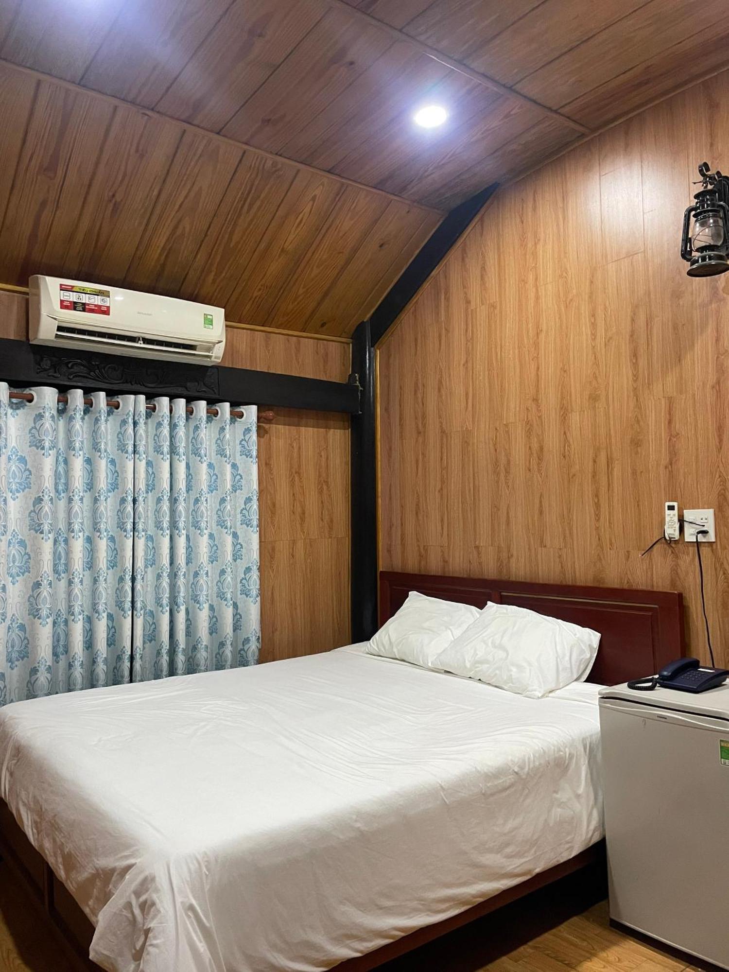 Hotel Khach San Huong Xua à Hà Tiên Extérieur photo