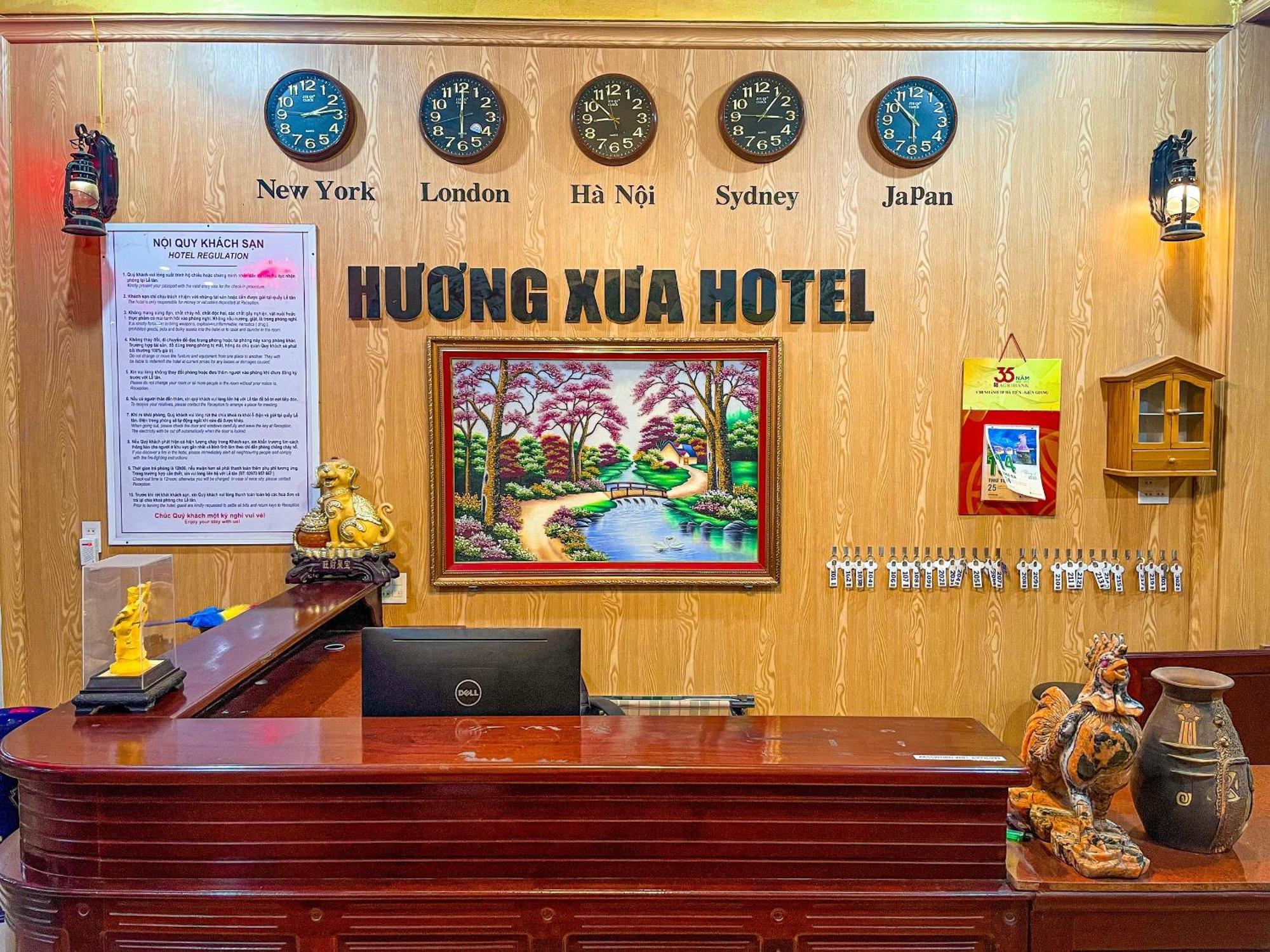 Hotel Khach San Huong Xua à Hà Tiên Extérieur photo