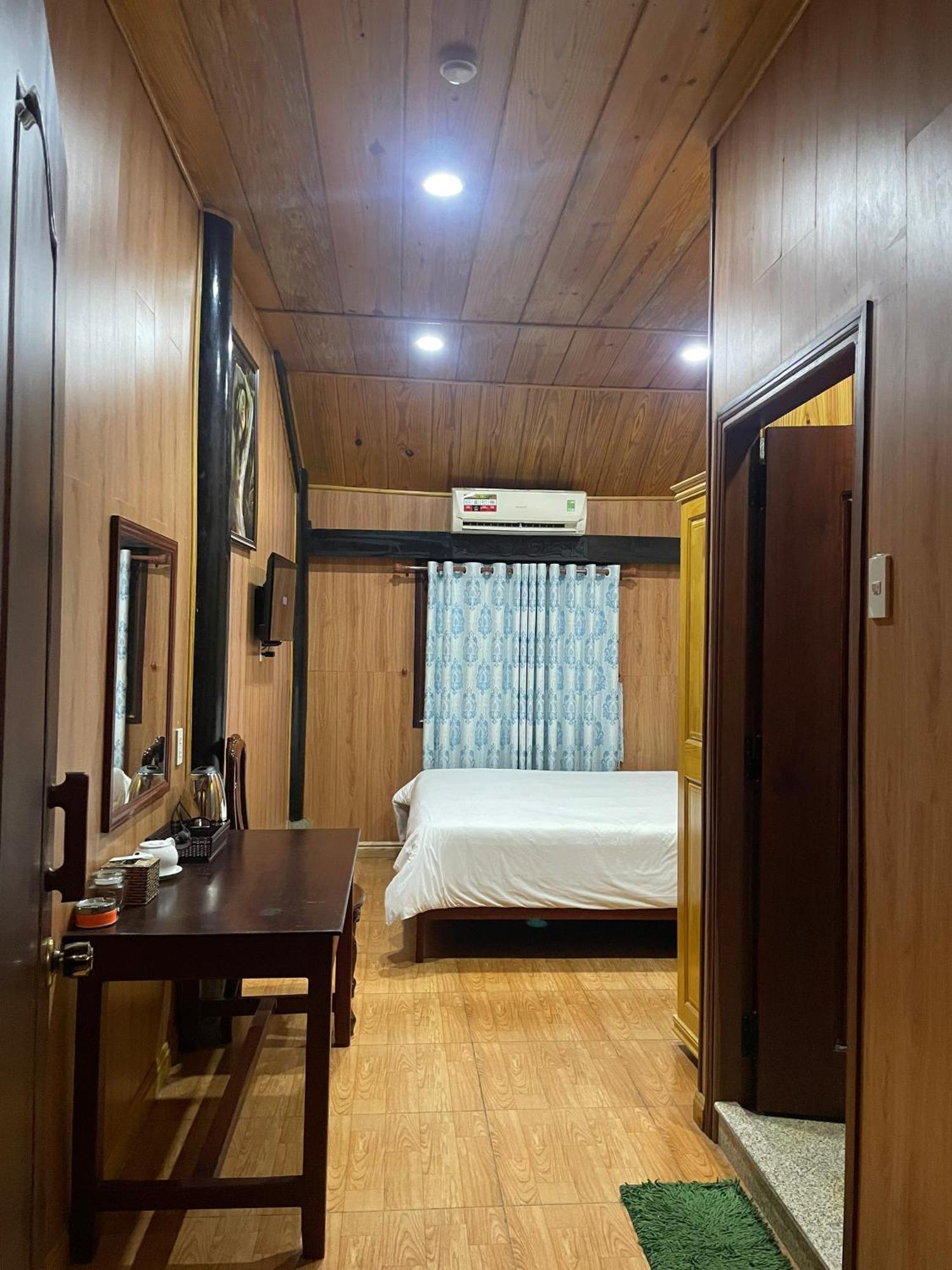 Hotel Khach San Huong Xua à Hà Tiên Extérieur photo